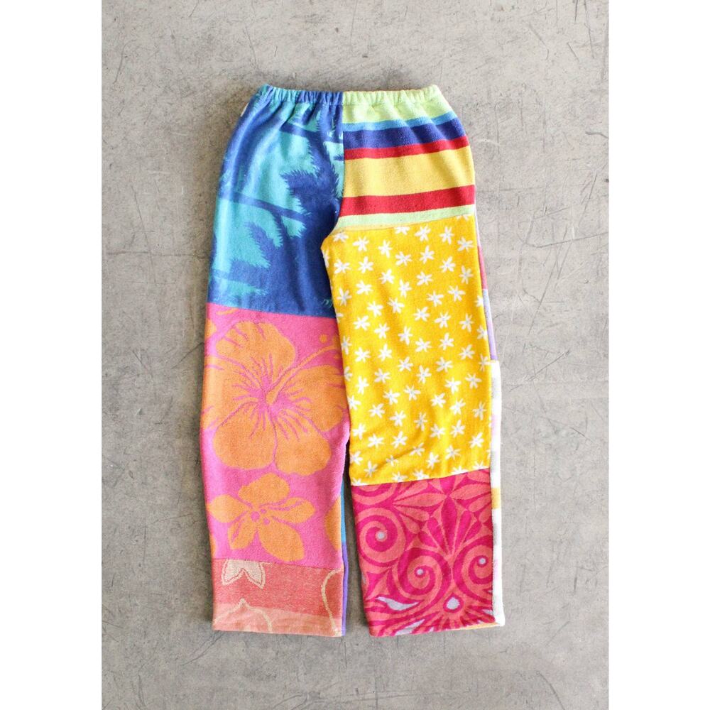 S/M PREORDER - Towel Patchwork Pieced Pant (Ships June 29–July 13) - Picture 4 of 4